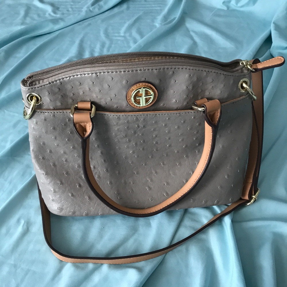 Never used Giani Bernini hangbag from Macy’s!